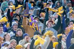 开云体育网页版入口-凯尔特人主场迎战巴塞罗那，球迷翘首期待胜利，凯尔特人比赛